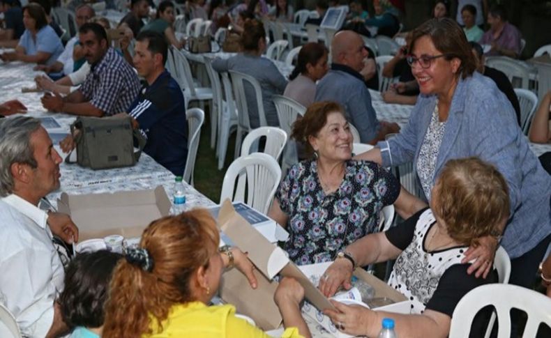 Konak'ta gaziler ve şehit aileleri iftarda buluştu